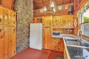 210 Deepwood Dr, Hebron, CT 06231 - Photo 12