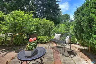 84 Park Ave, Hamden, CT 06517 - Photo 16