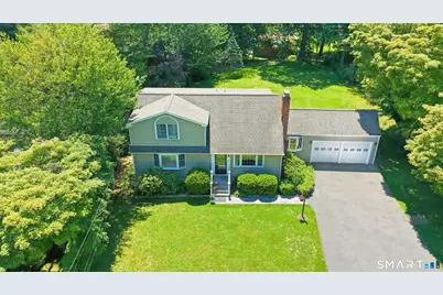 62 Wampus Way, Fairfield, CT 06825 - Photo 2