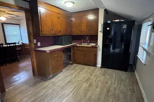 51 Dell Ave, New London, CT 06320 - Photo 8