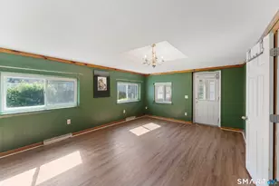 51 Dell Ave, New London, CT 06320 - Photo 4