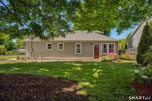 17 Lathrop Rd, Montville, CT 06382 - Photo 2