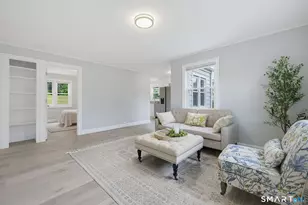 11 Elmhurst Cir, West Hartford, CT 06110 - Photo 2