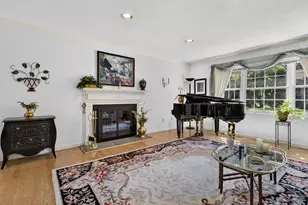 6 Essex Ln, Madison, CT 06443 - Photo 4