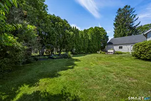 44 Sea View Ave, East Lyme, CT 06357 - Photo 8