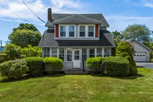 44 Sea View Ave, East Lyme, CT 06357 - Photo 2