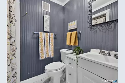58 Baltic Street, Norwich, CT 06360 - Photo 16