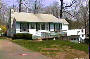 28 Kickapoo Rd, Middlefield, CT 06455 - Photo 2