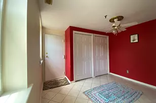 1 Russell St, Middletown, CT 06457 - Photo 6