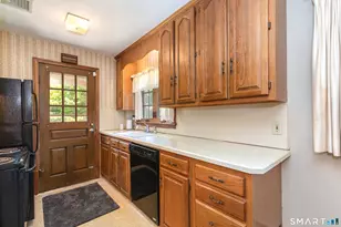 73 Shelton Rd, Oxford, CT 06478 - Photo 6