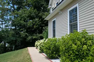 79 High Ledge Cir, Manchester, CT 06040 - Photo 6