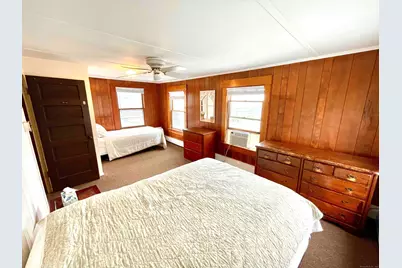 795 East Broadway, Milford, CT 06460 - Photo 16