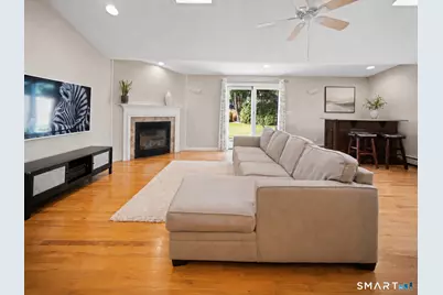 6 Three Seasons Lane, Norwalk, CT 06851 - Photo 2