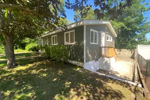 8 Commodore St, Norwich, CT 06360 - Photo 36