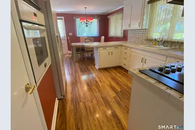 8 Commodore Street, Norwich, CT 06360 - Photo 8