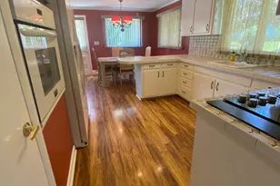 8 Commodore St, Norwich, CT 06360 - Photo 8
