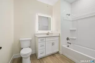 220 E Rd, Meriden, CT 06450 - Photo 10