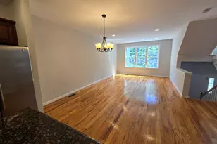 19 Oak Branch Dr, Brookfield, CT 06804 - Photo 2