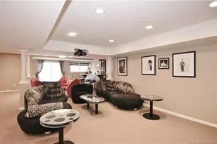 37 W Rock Trail, Stamford, CT 06902 - Photo 32