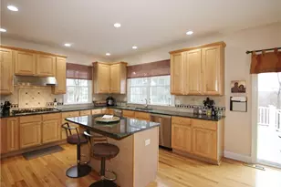 37 W Rock Trail, Stamford, CT 06902 - Photo 8