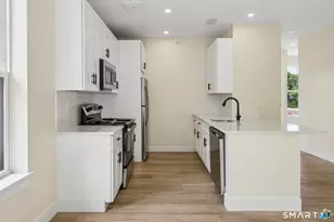 220 E Rd, Meriden, CT 06450 - Photo 2