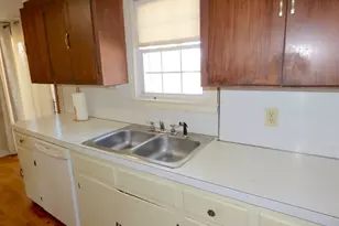 463 Forbes St, East Hartford, CT 06118 - Photo 12