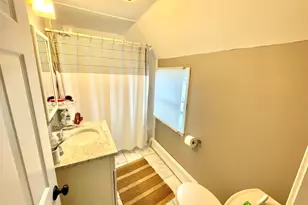 840 E Broadway, Milford, CT 06460 - Photo 12