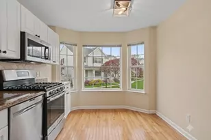180 Turn of River Rd, Stamford, CT 06905 - Photo 14