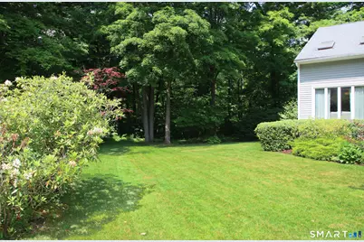 10 Old Village Lane, Farmington, CT 06085 - Photo 38