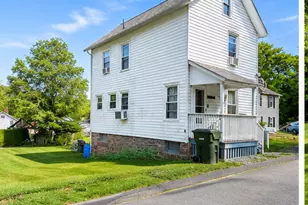 38 Woodland St, Simsbury, CT 06070 - Photo 4