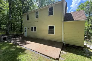 19 Old Town Rd, Shelton, CT 06484 - Photo 6