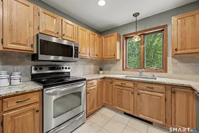 8 Apple Blossom Lane, Danbury, CT 06811 - Photo 16