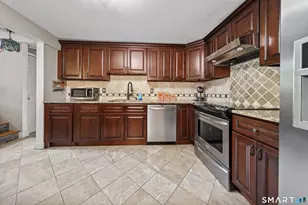 110 White Birch Dr, Waterbury, CT 06708 - Photo 20
