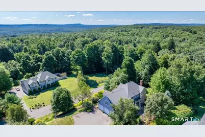 1 Angelas Way, Burlington, CT 06013 - Photo 2