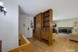 10 Glenwood Terrace, Cromwell, CT 06416 - Photo 4