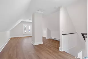 38 White St, Bridgeport, CT 06610 - Photo 30