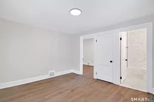 38 White St, Bridgeport, CT 06610 - Photo 28