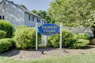 84 Founders Village, Clinton, CT 06413 - Photo 2