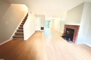 1 Horizon Dr, Norwalk, CT 06854 - Photo 4