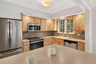 12 Essex Ln, Madison, CT 06443 - Photo 14