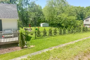 36 Jennings St, Norwich, CT 06360 - Photo 8