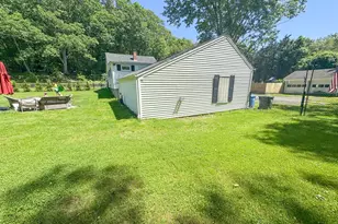36 Jennings St, Norwich, CT 06360 - Photo 6