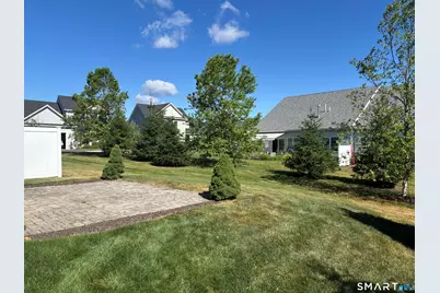 11 Bleeker Circle #11, North Haven, CT 06473 - Photo 38