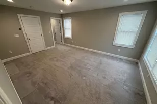 11 Bleeker Cir, North Haven, CT 06473 - Photo 22