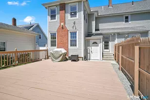 107 Washington Cir, West Hartford, CT 06119 - Photo 6
