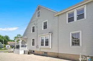 107 Washington Cir, West Hartford, CT 06119 - Photo 2