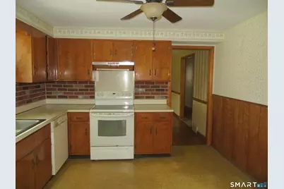 45 Bulmer Drive, Stratford, CT 06614 - Photo 16