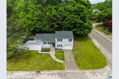 6 Glenford Drive, Waterbury, CT 06708 - Photo 6