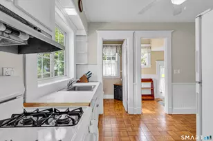 27 Ardmore St, Hamden, CT 06517 - Photo 18