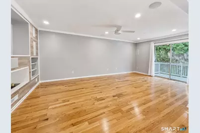 385 Unquowa Road #385, Fairfield, CT 06824 - Photo 2